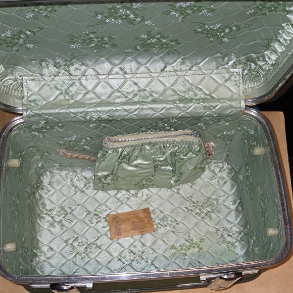 1960s Vintage Retro Green Travel Makeup Case American Tourister Tiara Model Lugg - Picture 3 of 15